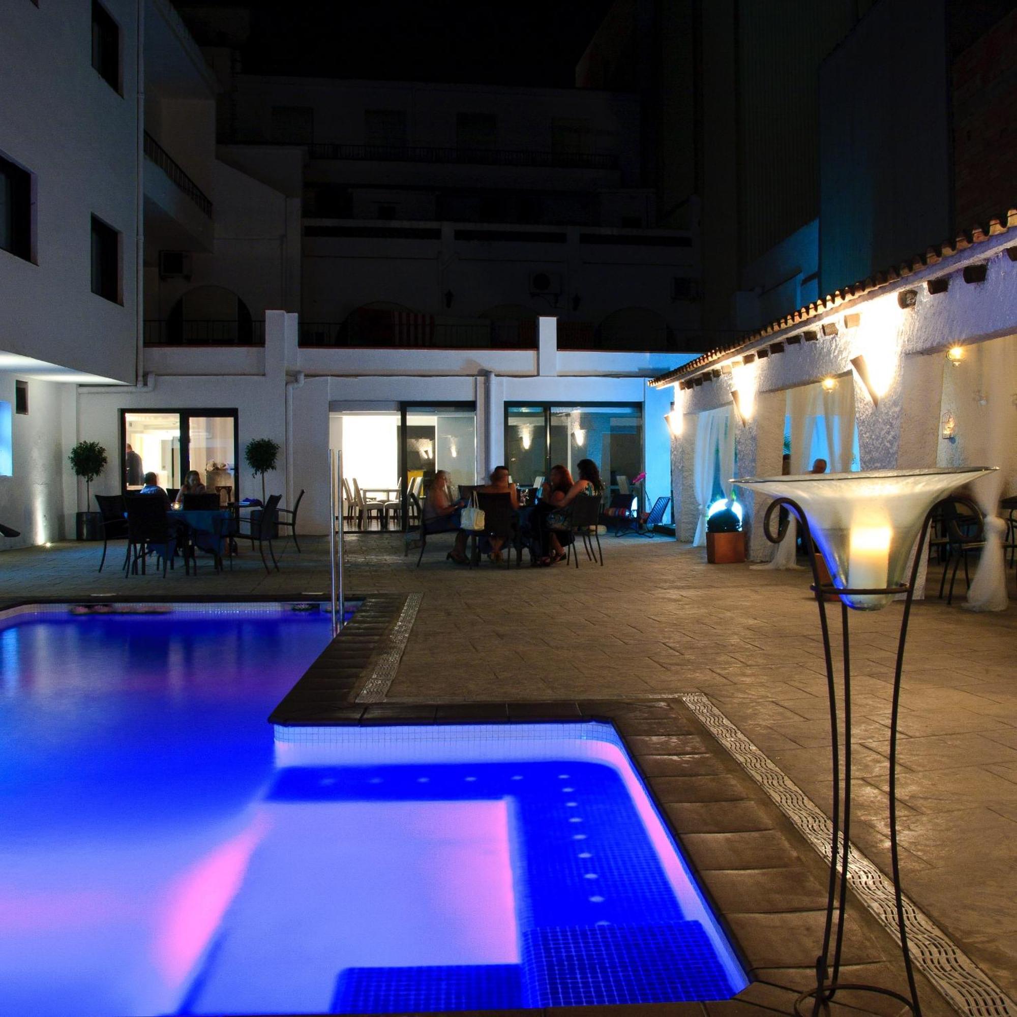Hotel Salome Calafell Exterior foto